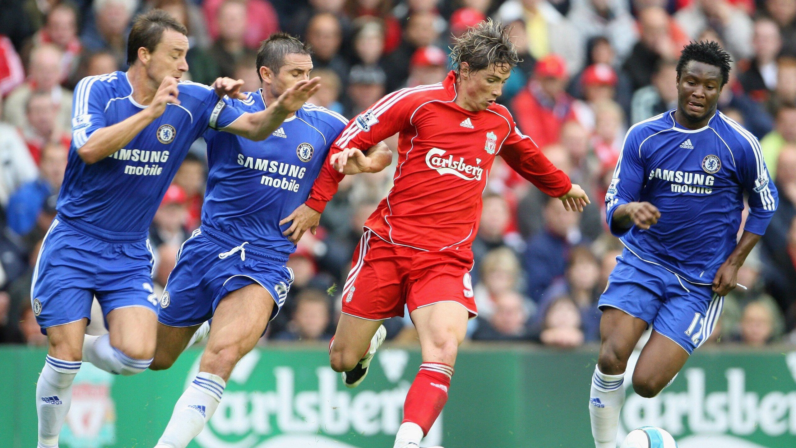 未来“足球天王”之路：新秀崭露头角，未来足球新星